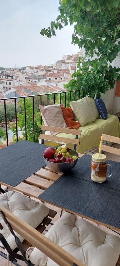La Casa Character Hotel Martos Luaran gambar