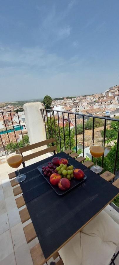 La Casa Character Hotel Martos Luaran gambar